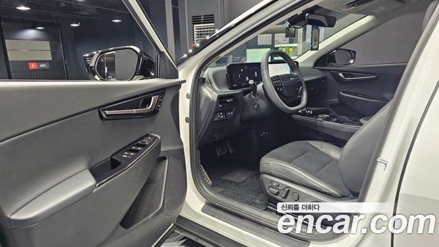 Kia The / новый New EV6 Air, 2025 11