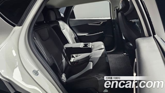 Kia The / новый New EV6 Air, 2025 12