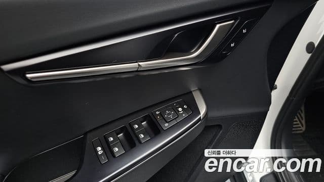 Kia The / новый New EV6 Air, 2025 16