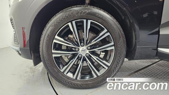 Volvo XC60 2세대 B5 Inscription, 2022 все фото