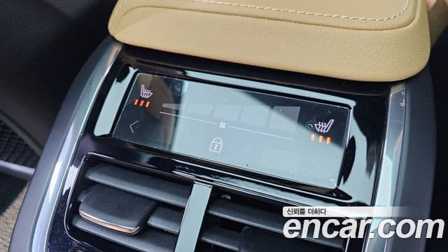 Volvo XC60 2세대 B5 Inscription, 2022 18