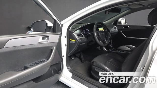 Hyundai LF Sonata LPI Smart, 2016 10