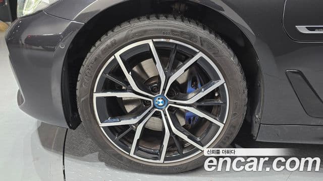 BMW 5시리즈 (G30) 530e M Sport, 2023 все фото