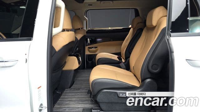 Kia Carnival 4세대 9인승 High Limousine(компания по спецнадстройкам), 2023 12