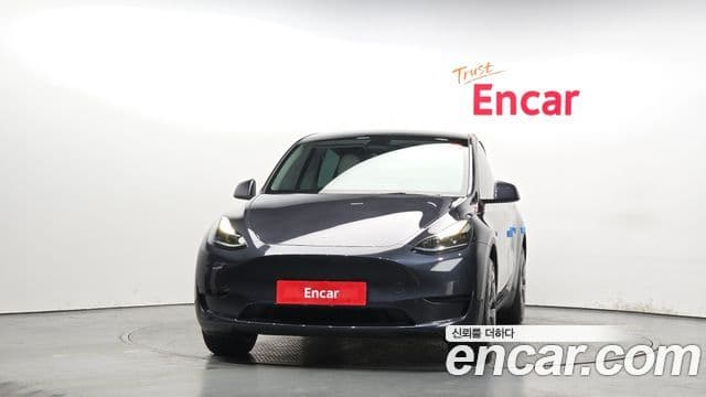 Tesla модель Y, 2024 3