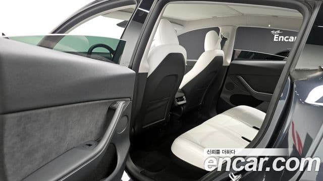 Tesla модель Y, 2024 12