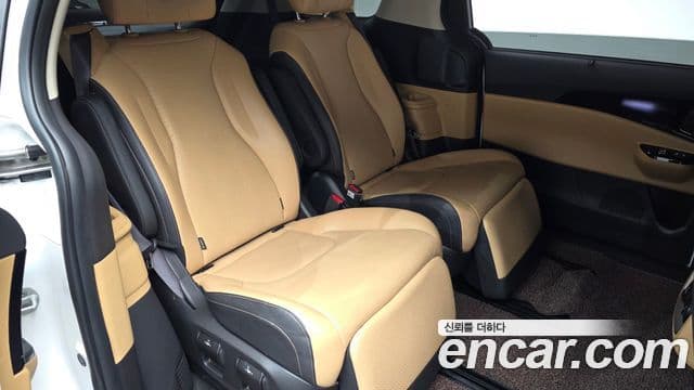 Kia Carnival 4세대 Signature, 2023 12