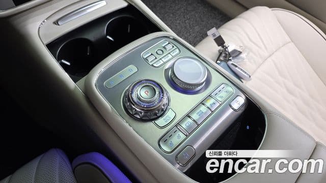 Genesis G90 (RS4) бензин 3.5 турбо AWD, 2023 9