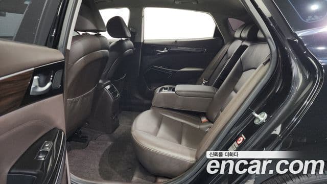 Kia All New K7 Noblesse, 2019 11