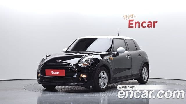 Mini Cooper 3세대, 2017 1
