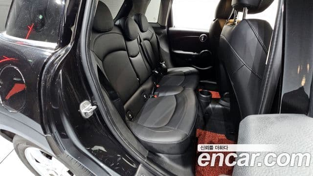 Mini Cooper 3세대, 2017 12