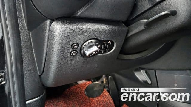 Mini Cooper 3세대, 2017 19