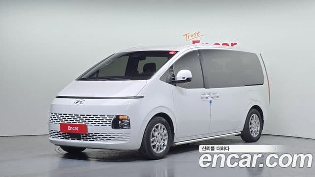 Hyundai Staria Modern, 2022 1