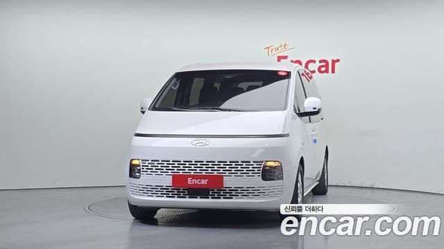 Hyundai Staria Modern, 2022 3