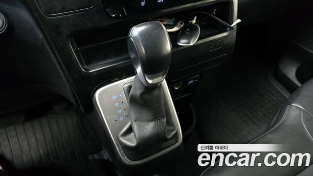 Hyundai Staria Modern, 2022 9