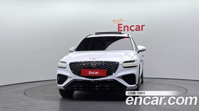 Genesis GV70, 2022 3