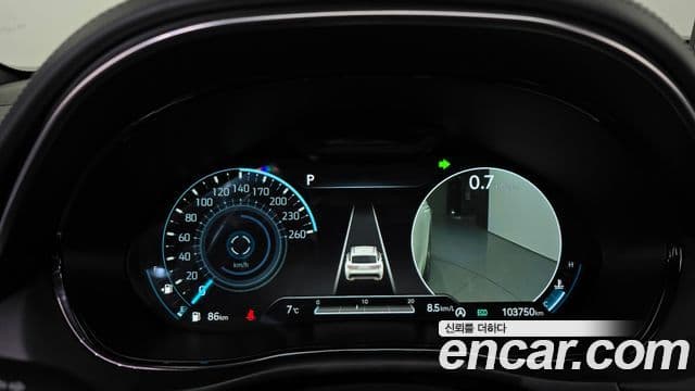 Genesis GV70, 2022 8