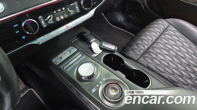 Genesis GV70, 2022 9