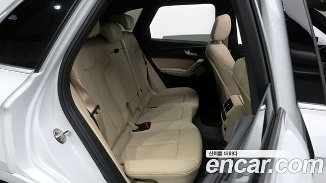 Audi Q5 (FY) Premium, 2023 12