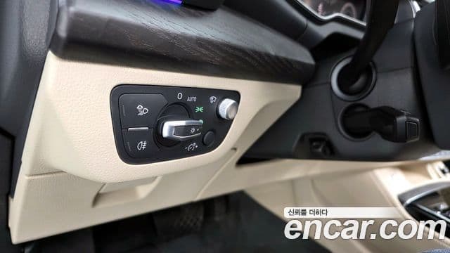 Audi Q5 (FY) Premium, 2023 18