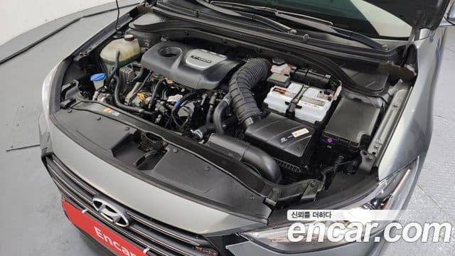 Hyundai Avante AD 1.6 турбо Sport, 2017 6