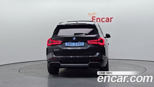 BMW iX3 M Sport, 2022 4