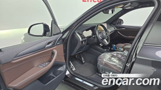 BMW iX3 M Sport, 2022 10