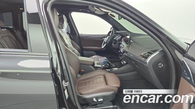 BMW iX3 M Sport, 2022 11