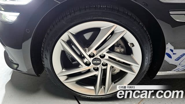 Genesis G80 (RG3) бензин 2.5 турбо 2WD, 2025 все фото