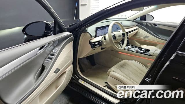 Genesis G80 (RG3) бензин 2.5 турбо 2WD, 2025 10