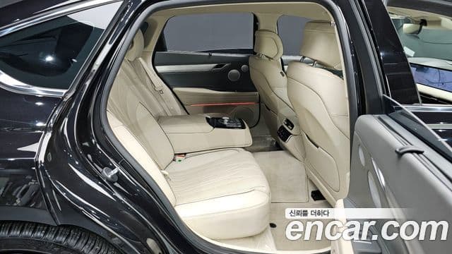 Genesis G80 (RG3) бензин 2.5 турбо 2WD, 2025 12