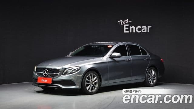 Mercedes-Benz E-класс W213 Avantgarde, 2019 1