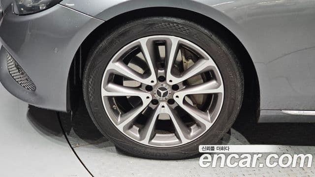 Mercedes-Benz E-класс W213 Avantgarde, 2019 все фото