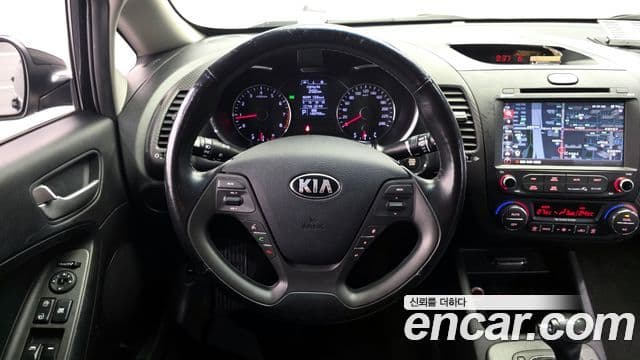 Kia K3 Trendy, 2013 13
