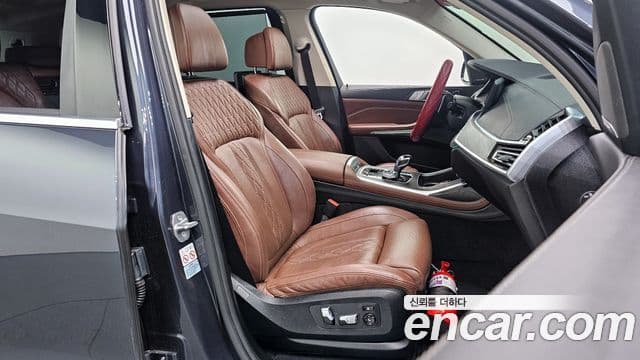 BMW X7 (G07) xDrive 30d Design Pure Excellence 7인승, 2020 10