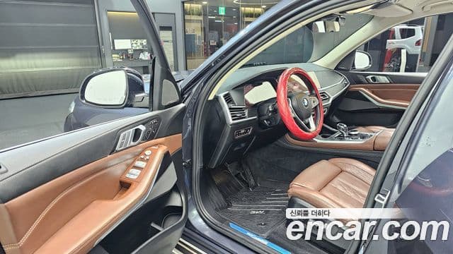 BMW X7 (G07) xDrive 30d Design Pure Excellence 7인승, 2020 11