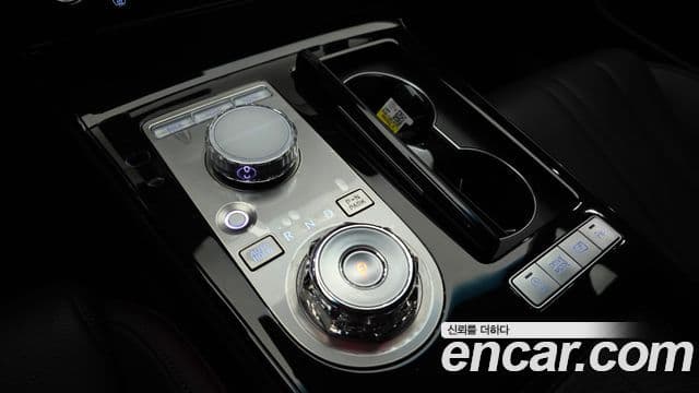 Genesis G80 (RG3) бензин 2.5 турбо 2WD, 2025 9