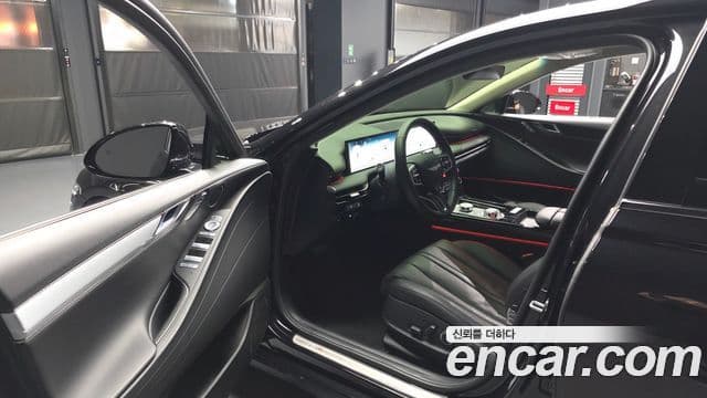 Genesis G80 (RG3) бензин 2.5 турбо 2WD, 2025 10