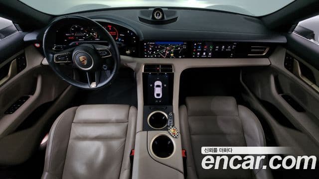 Porsche 타이칸 4S, 2024 7