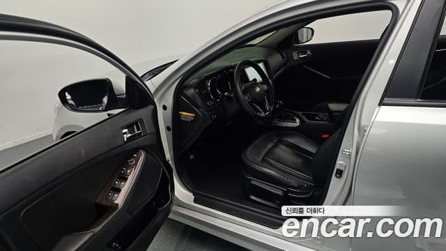 Kia K5 2.0 Deluxe, 2011 11