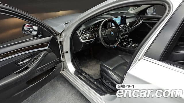 BMW 5시리즈 (F10), 2012 11