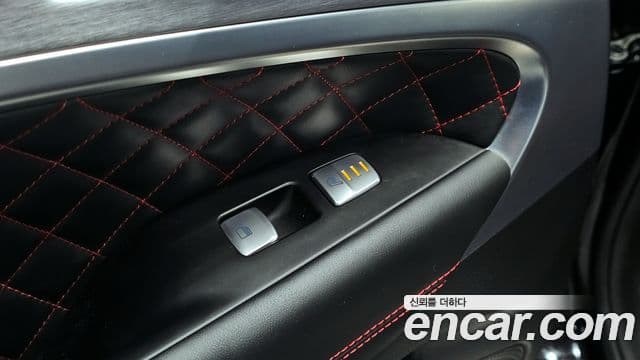 Genesis G70 Supreme, 2018 18