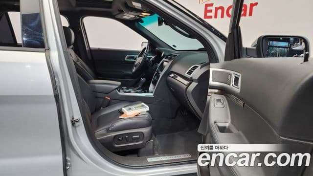 Ford Explorer 5세대, 2015 11