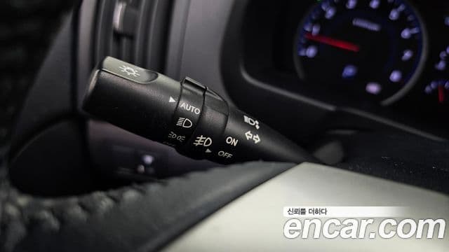 Hyundai Avante HD Luxury чёрный, 2010 17