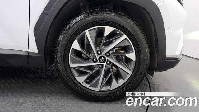 Hyundai Tucson гибрид (NX4) Inspiration 2WD, 2023 все фото