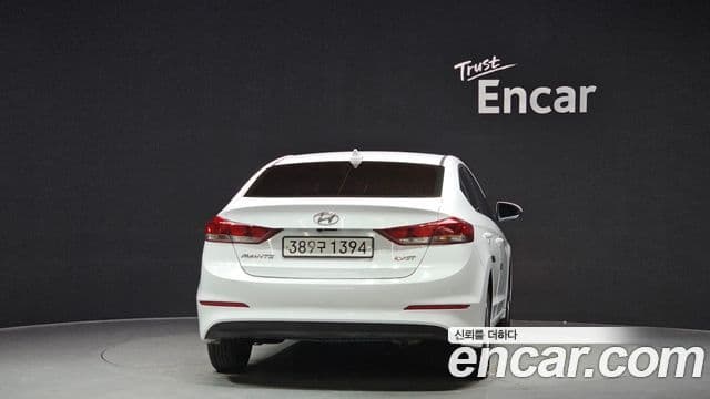 Hyundai Avante AD 1.6 e-VGT Smart, 2017 4