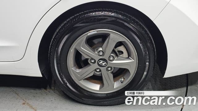 Hyundai Avante AD 1.6 e-VGT Smart, 2017 все фото