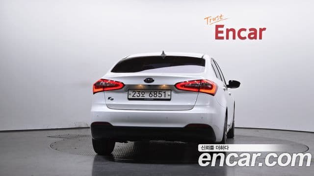 Kia K3 Trendy, 2015 4