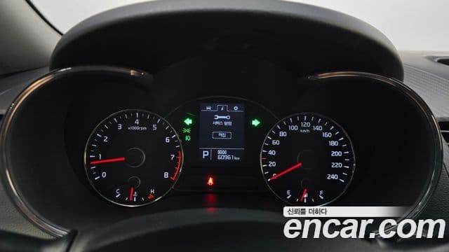 Kia K3 Trendy, 2015 8