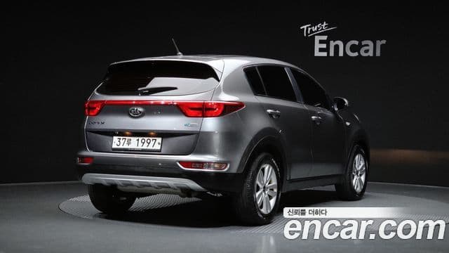 Kia Sportage 4세대 дизель 2.0 2WD Trendy, 2016 2